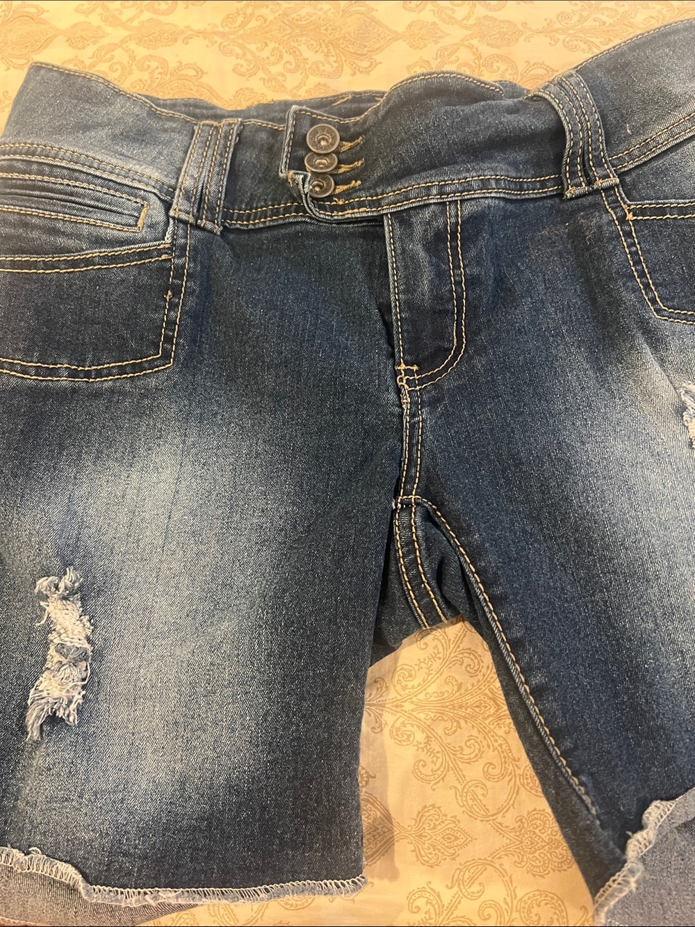 Red Rivet Dark Blue Distressed ladies shorts size 9